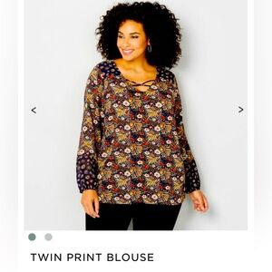 Women’s Avenue blouse size 22/24